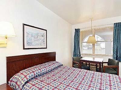 Americas Best Value Inn Чиликоти Екстериор снимка