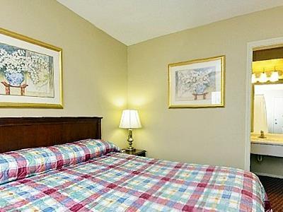 Americas Best Value Inn Чиликоти Екстериор снимка